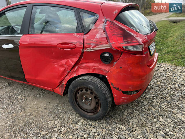 Червоний Форд Фієста, об'ємом двигуна 1.25 л та пробігом 205 тис. км за 2900 $, фото 5 на Automoto.ua