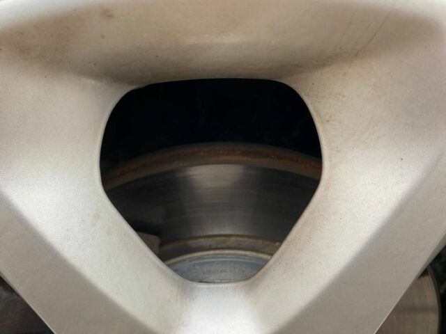 Красный Форд Фиеста, объемом двигателя 1.4 л и пробегом 154 тыс. км за 4500 $, фото 15 на Automoto.ua