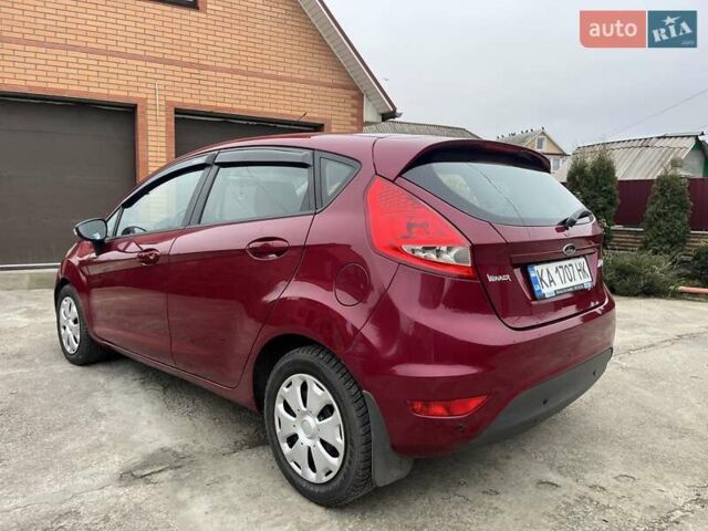 Червоний Форд Фієста, об'ємом двигуна 1.39 л та пробігом 136 тис. км за 6350 $, фото 7 на Automoto.ua