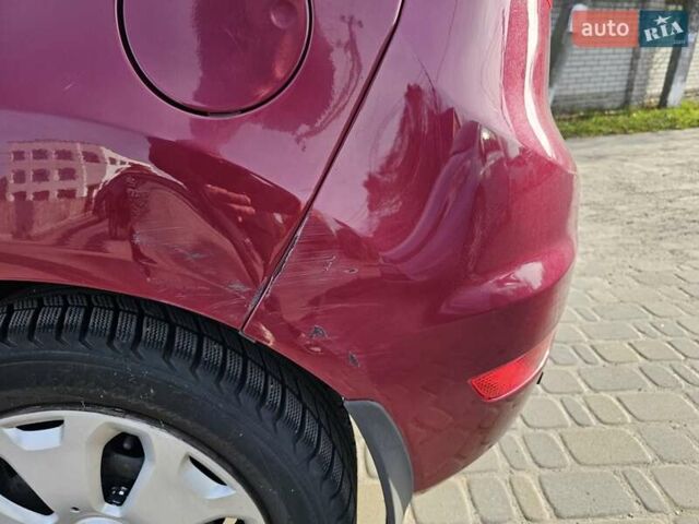 Красный Форд Фиеста, объемом двигателя 1.4 л и пробегом 136 тыс. км за 6300 $, фото 20 на Automoto.ua