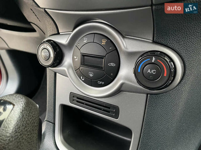 Красный Форд Фиеста, объемом двигателя 1.4 л и пробегом 65 тыс. км за 8300 $, фото 64 на Automoto.ua