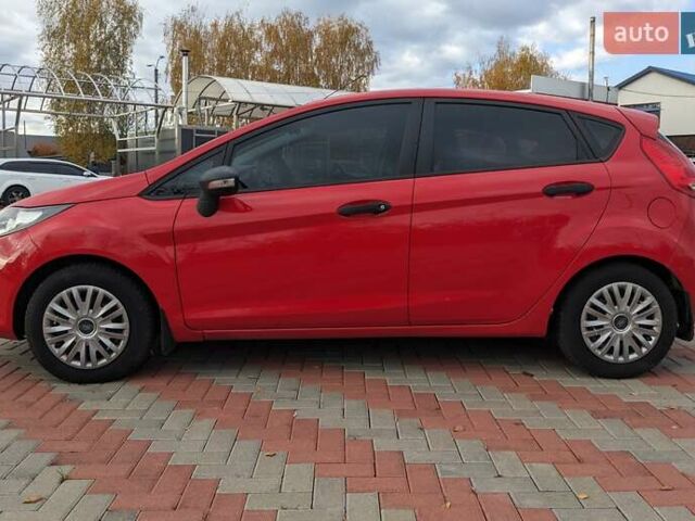 Форд Фиеста 2011 в Белой Церкве на Automoto.ua Красный Форд Фиеста, объемом двигателя 1.2 л и пробегом 239 тыс. км за 5400 $, фото 17 на Automoto.ua