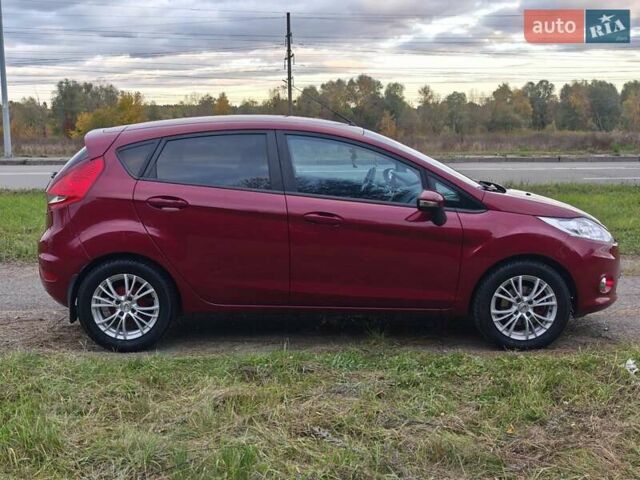 Красный Форд Фиеста, объемом двигателя 1.39 л и пробегом 173 тыс. км за 7300 $, фото 3 на Automoto.ua