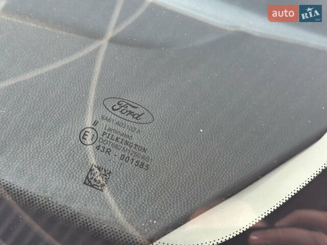 Форд Фиеста 2011 в Одессе на Automoto.ua Красный Форд Фиеста, объемом двигателя 1.4 л и пробегом 65 тыс. км за 7300 $, фото 28 на Automoto.ua