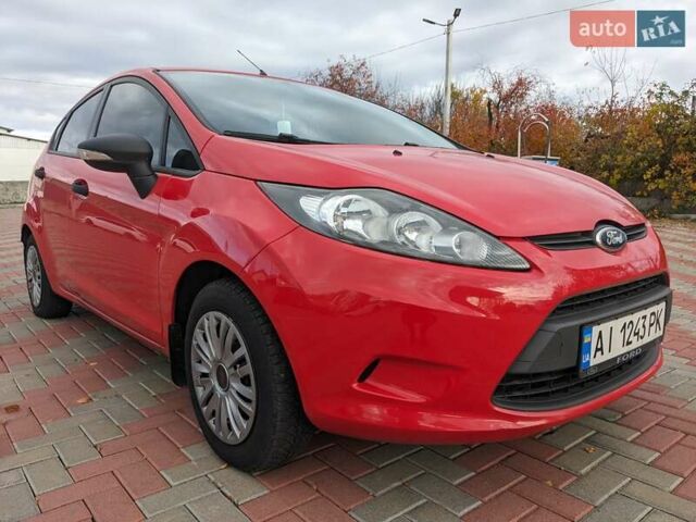 Форд Фиеста 2011 в Белой Церкве на Automoto.ua Красный Форд Фиеста, объемом двигателя 1.2 л и пробегом 239 тыс. км за 5400 $, фото 14 на Automoto.ua