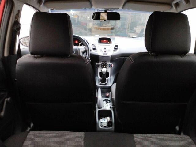 Червоний Форд Фієста, об'ємом двигуна 1.25 л та пробігом 62 тис. км за 6300 $, фото 14 на Automoto.ua