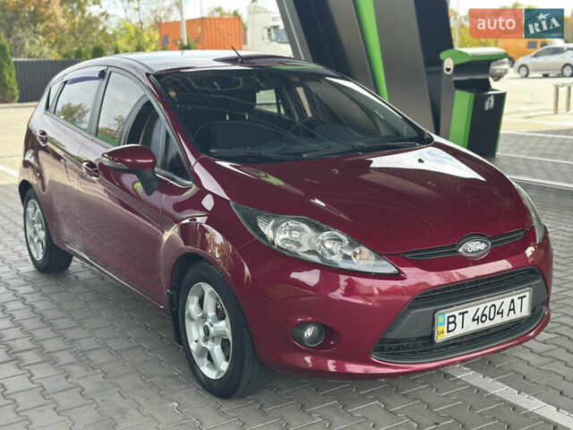 Форд Фиеста 2011 в Одессе на Automoto.ua Красный Форд Фиеста, объемом двигателя 1.4 л и пробегом 65 тыс. км за 7300 $, фото 16 на Automoto.ua