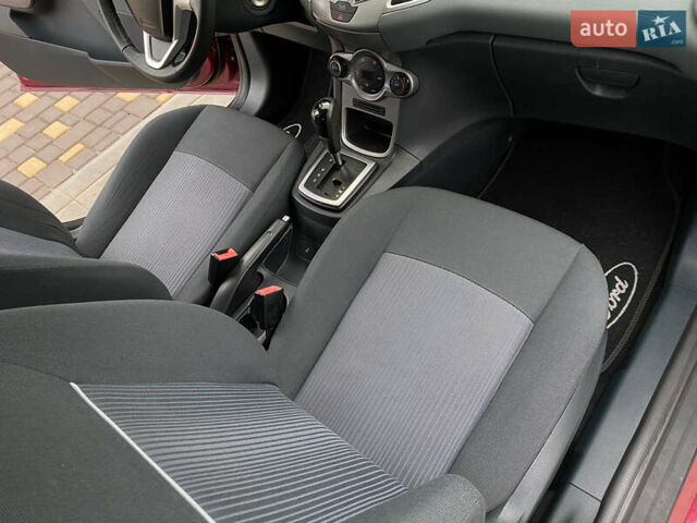 Красный Форд Фиеста, объемом двигателя 1.4 л и пробегом 65 тыс. км за 8300 $, фото 88 на Automoto.ua