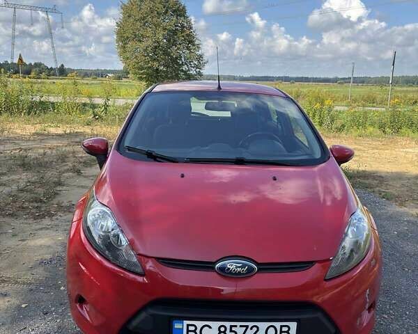 Красный Форд Фиеста, объемом двигателя 1.24 л и пробегом 91 тыс. км за 5600 $, фото 26 на Automoto.ua