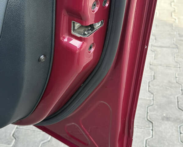 Форд Фиеста 2011 в Одессе на Automoto.ua Красный Форд Фиеста, объемом двигателя 1.4 л и пробегом 65 тыс. км за 7300 $, фото 52 на Automoto.ua