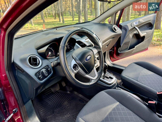 Форд Фиеста 2011 в Киеве на Automoto.ua Красный Форд Фиеста, объемом двигателя 1.4 л и пробегом 157 тыс. км за 6600 $, фото 14 на Automoto.ua