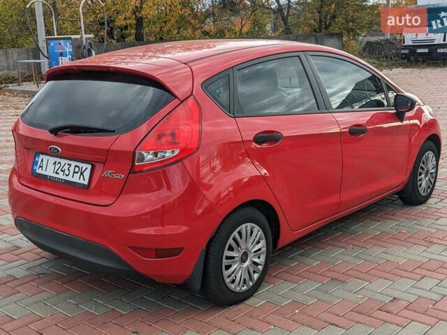 Форд Фиеста 2011 в Белой Церкве на Automoto.ua Красный Форд Фиеста, объемом двигателя 1.2 л и пробегом 239 тыс. км за 5400 $, фото 26 на Automoto.ua