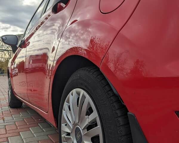 Форд Фиеста 2011 в Белой Церкве на Automoto.ua Красный Форд Фиеста, объемом двигателя 1.2 л и пробегом 239 тыс. км за 5400 $, фото 23 на Automoto.ua