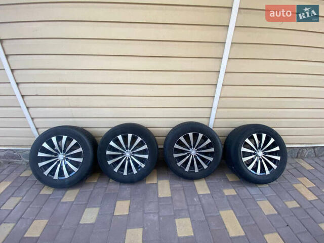 Форд Фиеста 2011 в Кременчуге на Automoto.ua Красный Форд Фиеста, объемом двигателя 1.4 л и пробегом 114 тыс. км за 7800 $, фото 17 на Automoto.ua