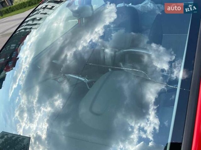 Красный Форд Фиеста, объемом двигателя 1.4 л и пробегом 132 тыс. км за 6830 $, фото 30 на Automoto.ua