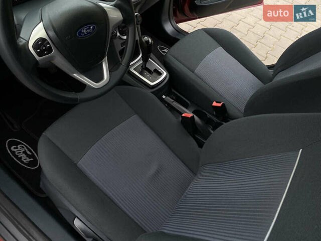 Красный Форд Фиеста, объемом двигателя 1.4 л и пробегом 65 тыс. км за 8300 $, фото 45 на Automoto.ua
