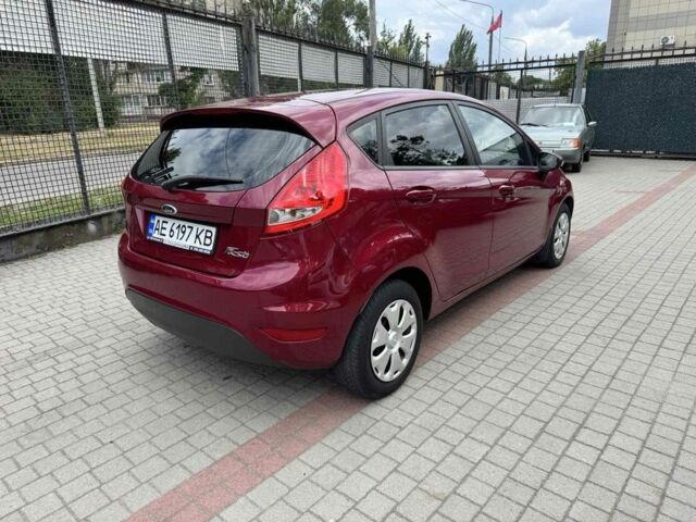 Червоний Форд Фієста, об'ємом двигуна 1.2 л та пробігом 98 тис. км за 5300 $, фото 11 на Automoto.ua