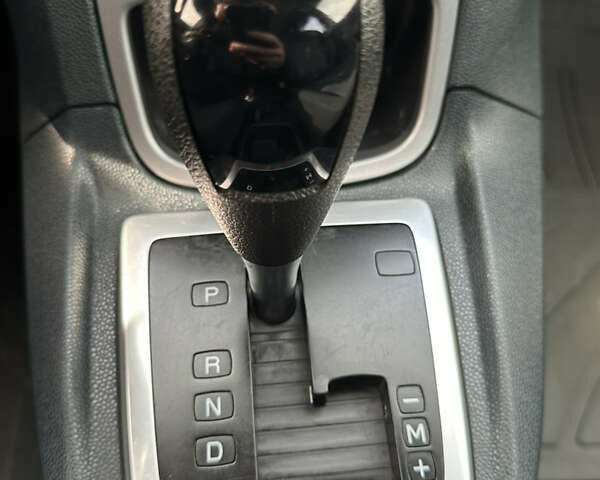 Форд Фиеста 2011 в Одессе на Automoto.ua Красный Форд Фиеста, объемом двигателя 1.4 л и пробегом 65 тыс. км за 7300 $, фото 30 на Automoto.ua