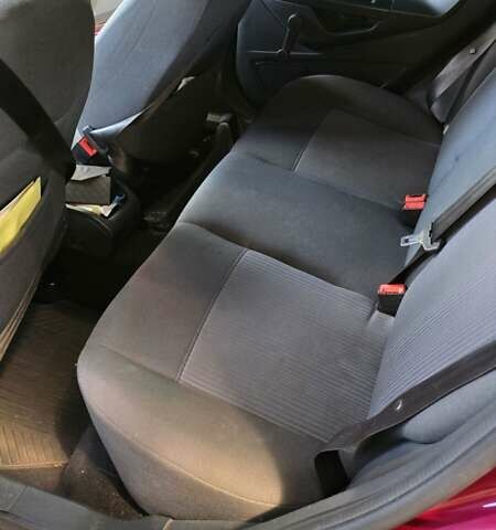 Красный Форд Фиеста, объемом двигателя 1.25 л и пробегом 140 тыс. км за 5800 $, фото 8 на Automoto.ua