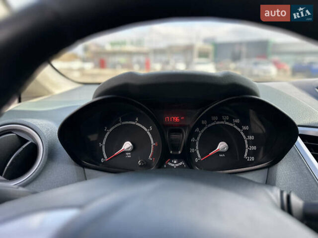 Форд Фієста 2011 у Києві на Automoto.ua Червоний Форд Фієста, об'ємом двигуна 1.24 л та пробігом 170 тис. км за 5500 $, фото 10 на Automoto.ua