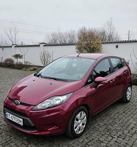 Червоний Форд Фієста, об'ємом двигуна 1.4 л та пробігом 156 тис. км за 7000 $, фото 2 на Automoto.ua