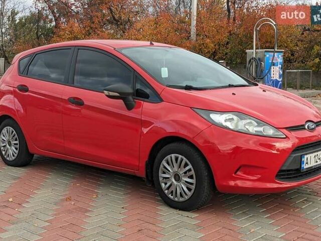 Форд Фиеста 2011 в Белой Церкве на Automoto.ua Красный Форд Фиеста, объемом двигателя 1.2 л и пробегом 239 тыс. км за 5400 $, фото 11 на Automoto.ua