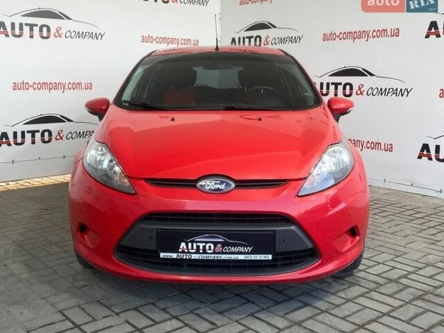 Червоний Форд Фієста, об'ємом двигуна 1.4 л та пробігом 157 тис. км за 7450 $, фото 1 на Automoto.ua