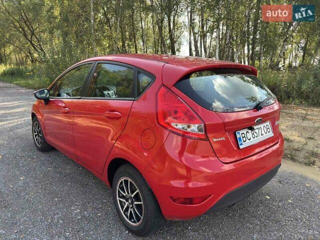 Красный Форд Фиеста, объемом двигателя 1.24 л и пробегом 91 тыс. км за 5600 $, фото 7 на Automoto.ua