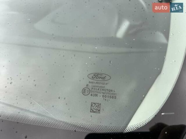 Красный Форд Фиеста, объемом двигателя 1.4 л и пробегом 168 тыс. км за 6700 $, фото 21 на Automoto.ua