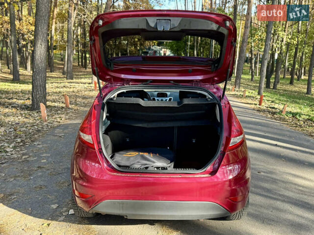 Форд Фиеста 2011 в Киеве на Automoto.ua Красный Форд Фиеста, объемом двигателя 1.4 л и пробегом 157 тыс. км за 6600 $, фото 28 на Automoto.ua