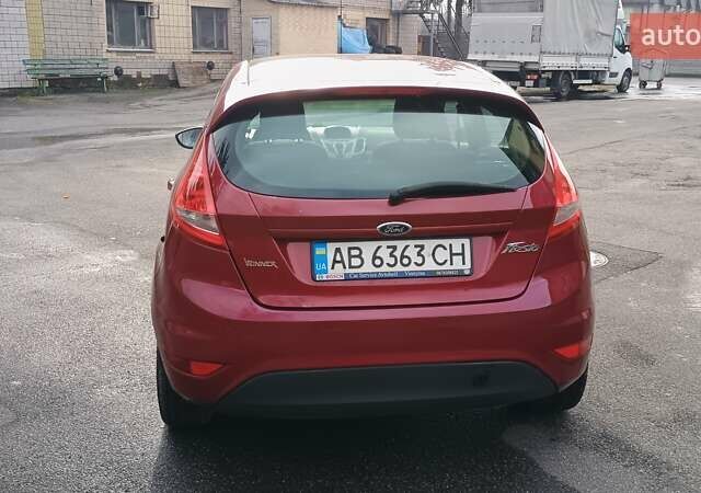 Красный Форд Фиеста, объемом двигателя 1.39 л и пробегом 118 тыс. км за 7000 $, фото 8 на Automoto.ua