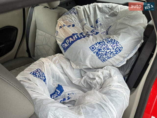 Красный Форд Фиеста, объемом двигателя 1.6 л и пробегом 237 тыс. км за 6500 $, фото 20 на Automoto.ua