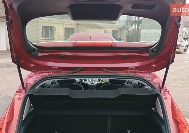 Красный Форд Фиеста, объемом двигателя 1.39 л и пробегом 118 тыс. км за 7000 $, фото 34 на Automoto.ua