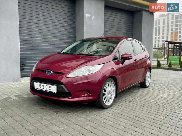 Червоний Форд Фієста, об'ємом двигуна 1.4 л та пробігом 119 тис. км за 7650 $, фото 13 на Automoto.ua