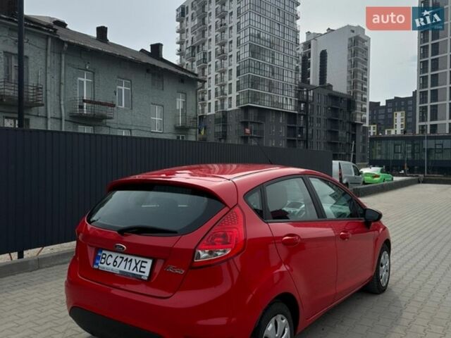 Красный Форд Фиеста, объемом двигателя 1.39 л и пробегом 112 тыс. км за 7400 $, фото 1 на Automoto.ua