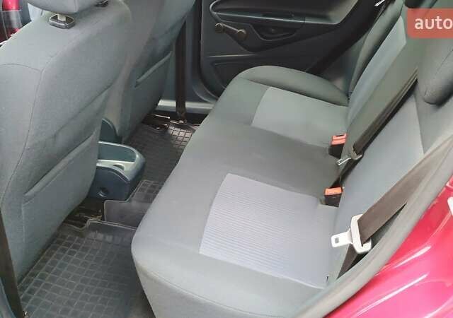 Красный Форд Фиеста, объемом двигателя 1.39 л и пробегом 118 тыс. км за 7000 $, фото 46 на Automoto.ua