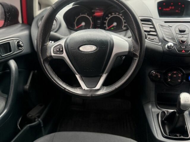 Форд Фиеста 2012 в Лубнах на Automoto.ua Красный Форд Фиеста, объемом двигателя 1.2 л и пробегом 211 тыс. км за 4399 $, фото 13 на Automoto.ua