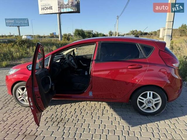 Красный Форд Фиеста, объемом двигателя 1.6 л и пробегом 120 тыс. км за 6800 $, фото 2 на Automoto.ua