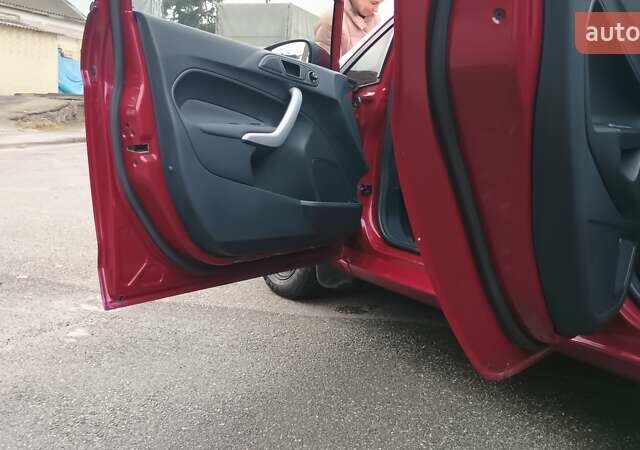 Красный Форд Фиеста, объемом двигателя 1.39 л и пробегом 118 тыс. км за 7000 $, фото 39 на Automoto.ua
