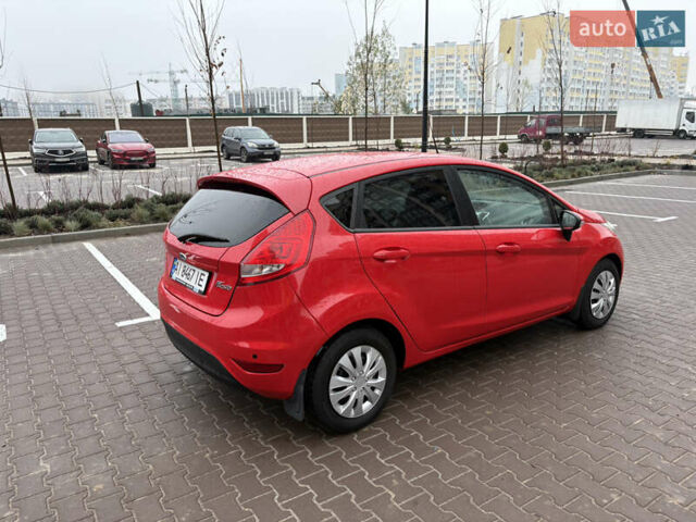 Красный Форд Фиеста, объемом двигателя 1.39 л и пробегом 103 тыс. км за 7500 $, фото 3 на Automoto.ua
