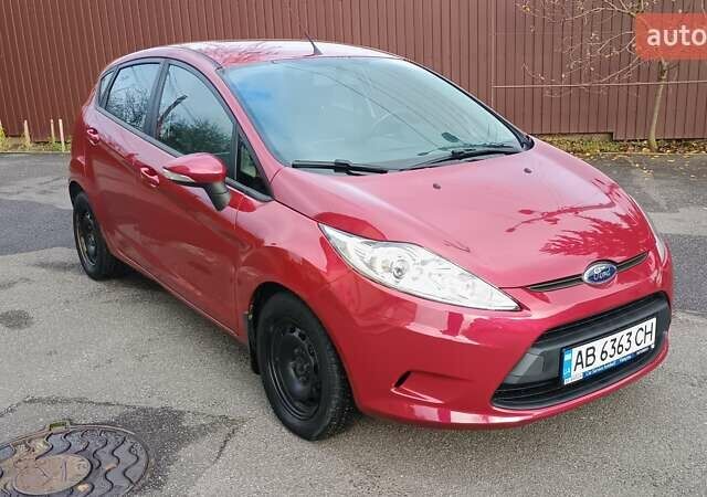 Красный Форд Фиеста, объемом двигателя 1.39 л и пробегом 118 тыс. км за 7000 $, фото 15 на Automoto.ua