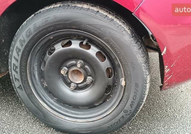 Красный Форд Фиеста, объемом двигателя 1.39 л и пробегом 118 тыс. км за 7000 $, фото 30 на Automoto.ua