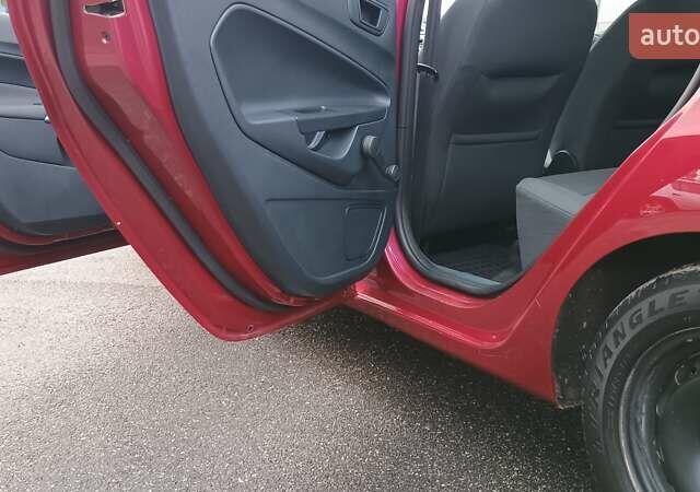 Красный Форд Фиеста, объемом двигателя 1.39 л и пробегом 118 тыс. км за 7000 $, фото 38 на Automoto.ua