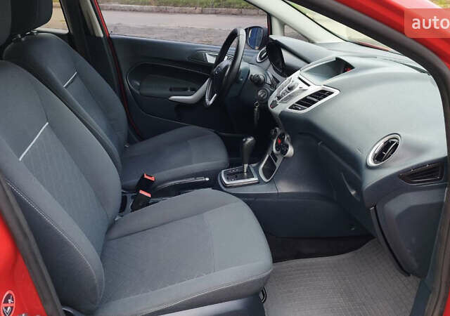 Красный Форд Фиеста, объемом двигателя 1.4 л и пробегом 193 тыс. км за 7500 $, фото 27 на Automoto.ua