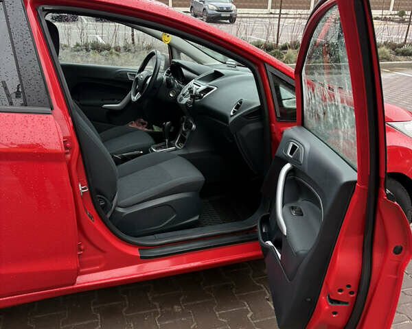 Красный Форд Фиеста, объемом двигателя 1.39 л и пробегом 103 тыс. км за 7500 $, фото 10 на Automoto.ua