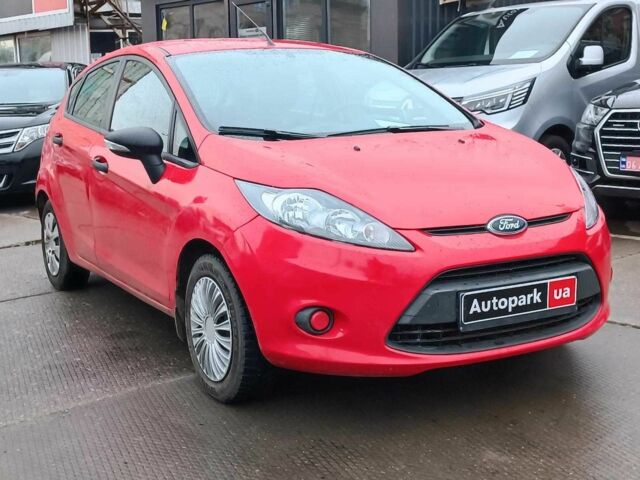 Форд Фієста 2012 у Харкові на Automoto.ua Червоний Форд Фієста, об'ємом двигуна 1.2 л та пробігом 109 тис. км за 5790 $, фото 2 на Automoto.ua