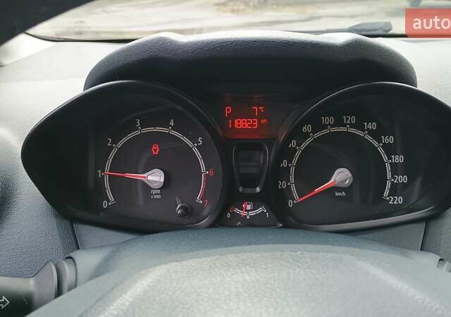 Красный Форд Фиеста, объемом двигателя 1.39 л и пробегом 118 тыс. км за 7000 $, фото 50 на Automoto.ua