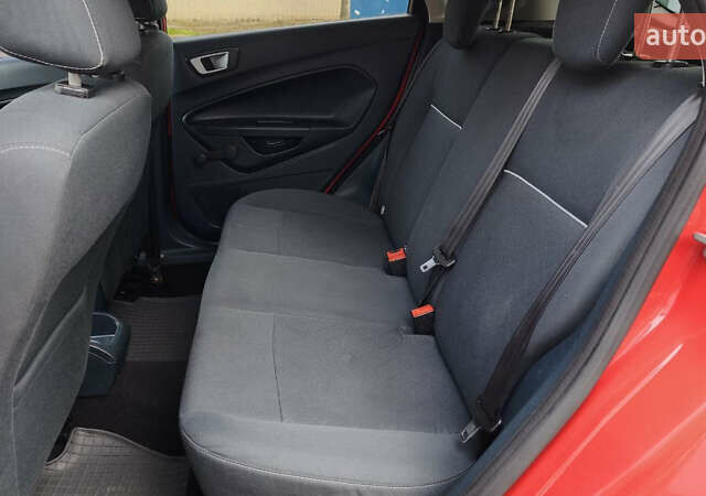 Красный Форд Фиеста, объемом двигателя 1.4 л и пробегом 193 тыс. км за 7500 $, фото 21 на Automoto.ua