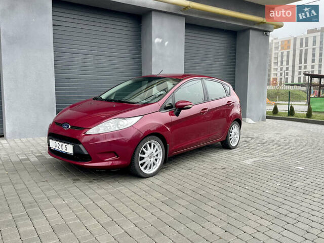 Червоний Форд Фієста, об'ємом двигуна 1.4 л та пробігом 119 тис. км за 7650 $, фото 15 на Automoto.ua