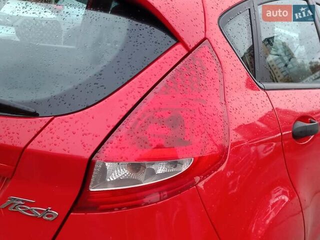 Форд Фієста 2012 у Харкові на Automoto.ua Червоний Форд Фієста, об'ємом двигуна 1.2 л та пробігом 109 тис. км за 5790 $, фото 11 на Automoto.ua
